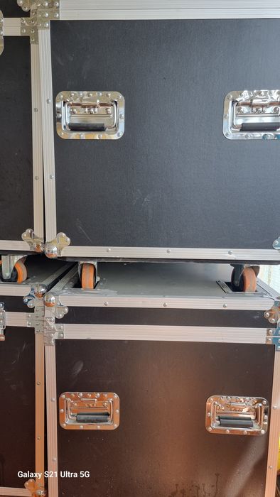 Кейс на лэд экран