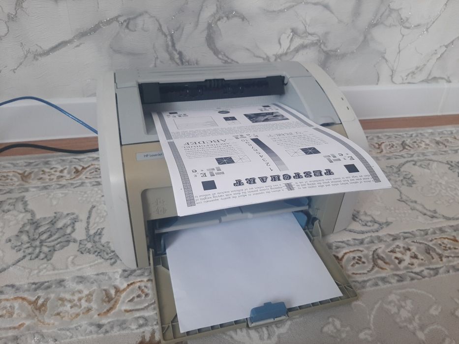 Принтер НР LJ 1020