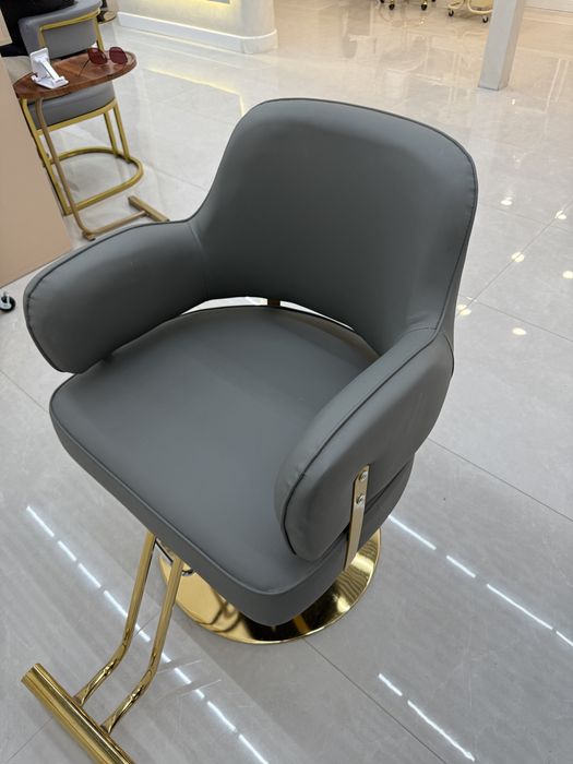 Кресло для парикмахера