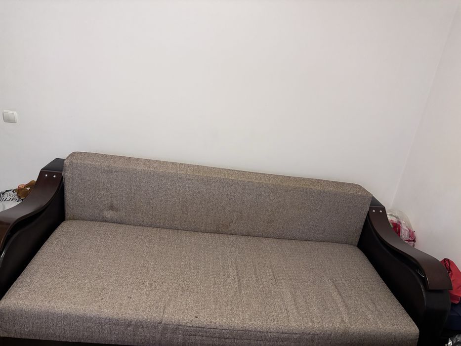 Vand canapea extensibila!