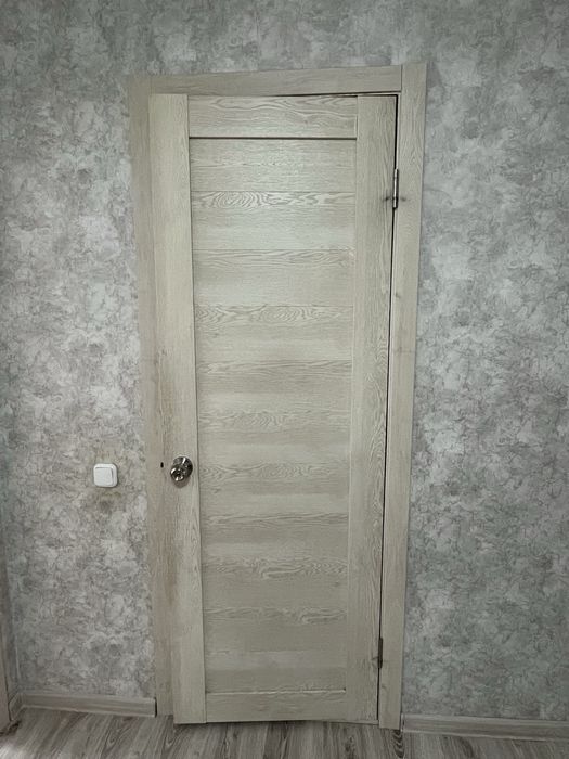 Двери дежкомнатные от бк строй