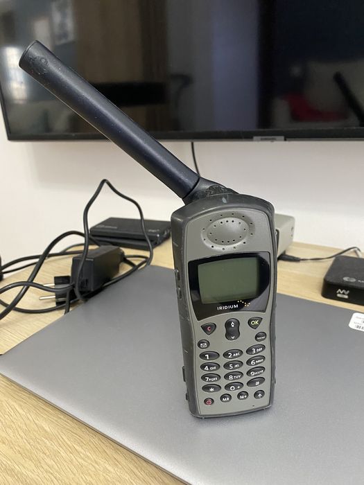 Спутниковый телефон Iridium 9505a
