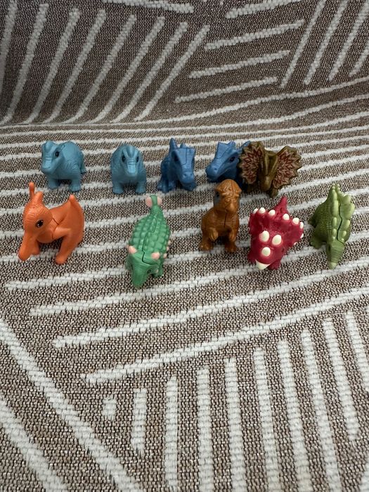 Киндер динозавры