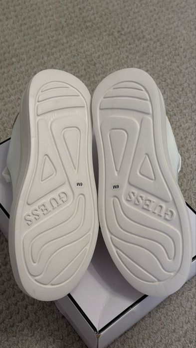 Новые кеды от Guess, размер 36,5