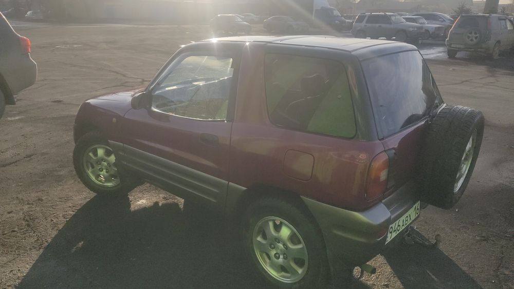 Продам RAV4 первое поколение