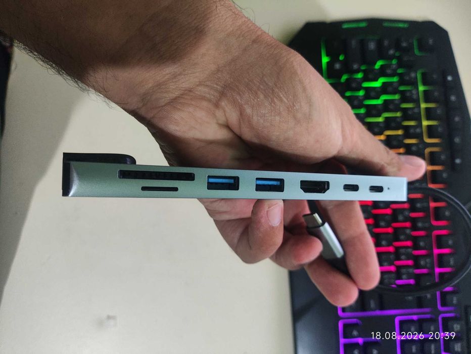 Многофункциональный USB-C Хаб 8 в 1 (Type-C Adapter)
