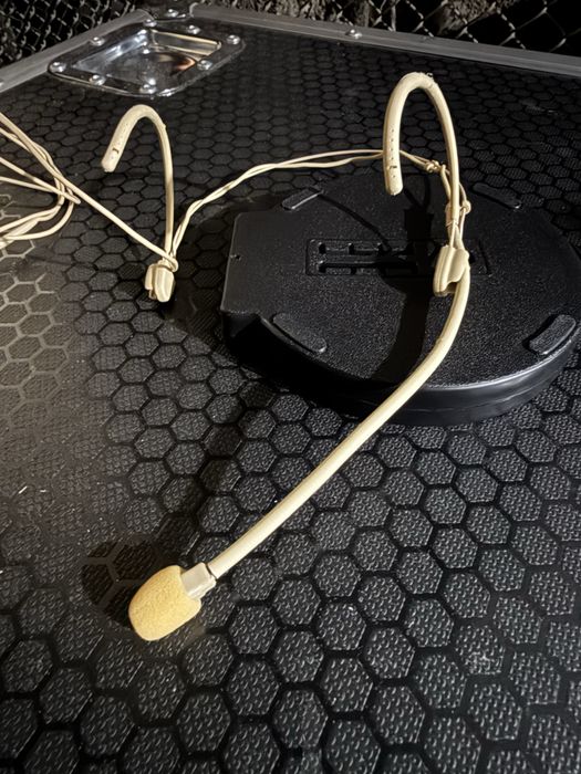 Головной микрофон Sennheiser