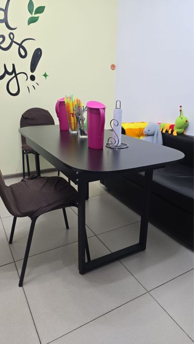 Продам стол ручной работы!!!