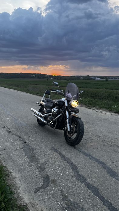 Suzuki Intruder M800