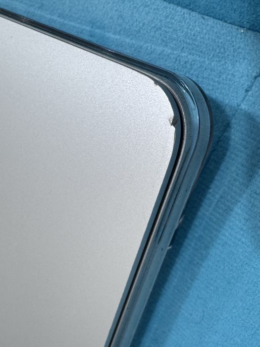 MacBook Pro 13 2020 Intel Core i5 8GB / 256GB