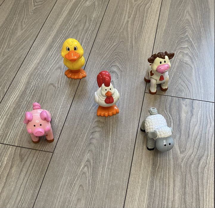 Фигурки, игрушки десткие: динозавры, животные
