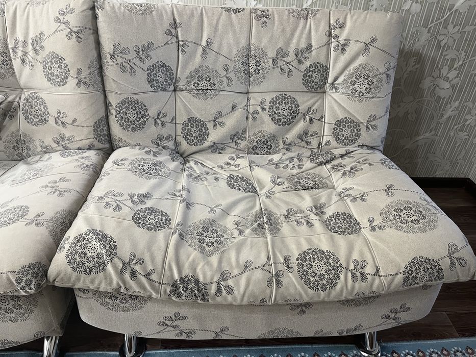 Диван и 2 кресла