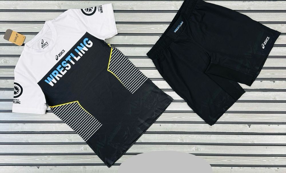 Рашгард, форма для ММА