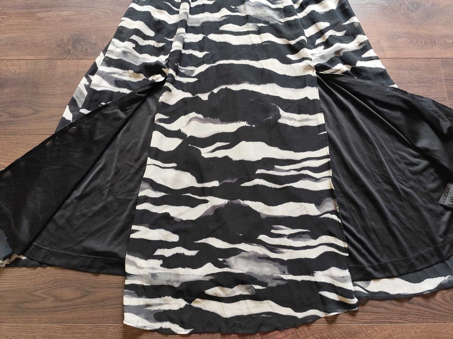 Черно-бяла рокля H§М