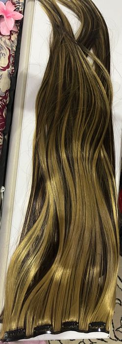 Парик красивый модный