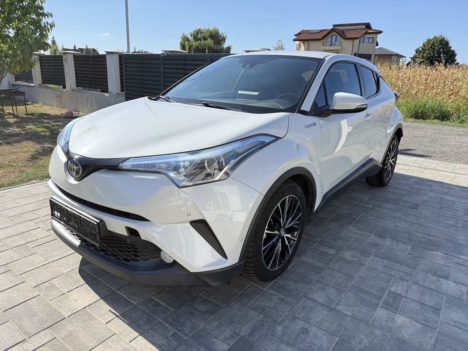 TOYOTA C-HR 1.8 Hybrid LOUNGE / 2017 / Istoric Toyota / Garantie /74.000 km