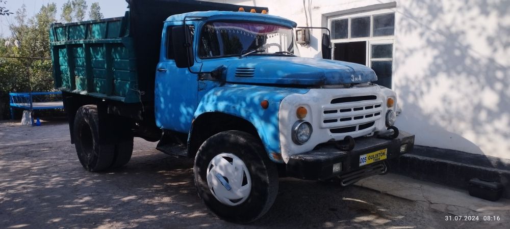 Zil Holati yaxshi yurib turgan mashina har kuni zakazga chiqadii