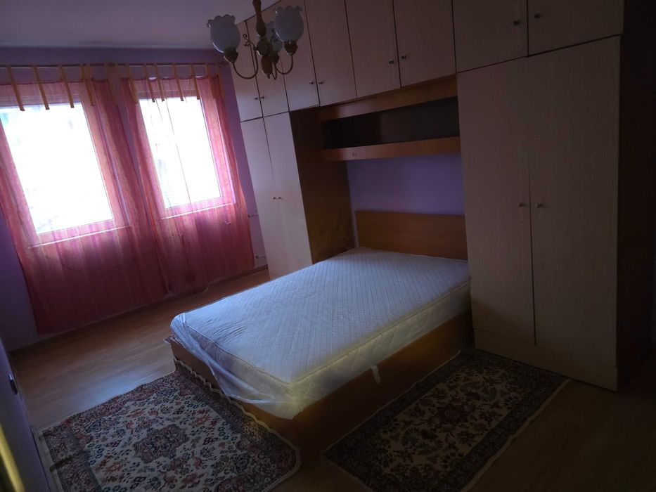 Дава се под наем Тристаен апартамент в Плевен, Идеален център - 120 кв.м за 598.23 € - Снимка #7