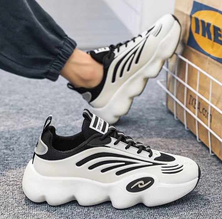 Eksklyuziv krossovka