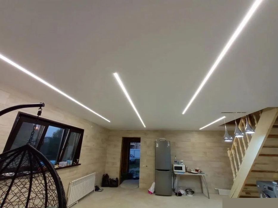 Tavane Extensibile Premium - Simple și Complexe - Linii LED