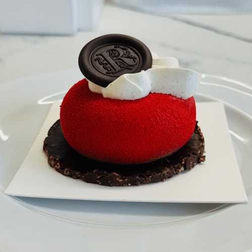 Сладки изкушения от THE RITZ SPECIALTY COFFEE