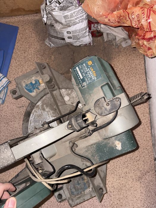 торцовочная пила libang