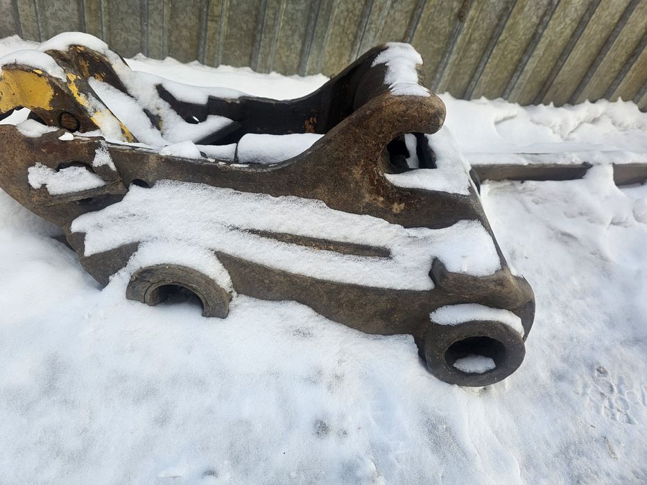 Быстросём на эксковатор хундаи 140