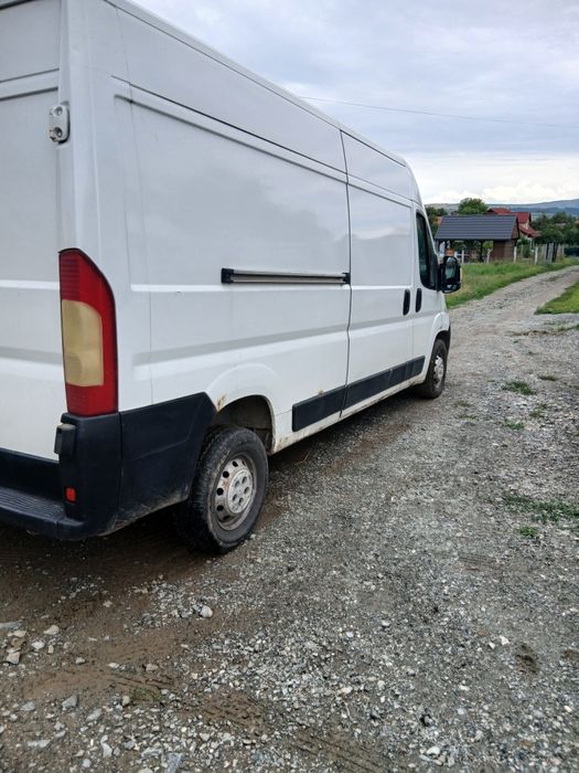 Vând Peugeot boxer