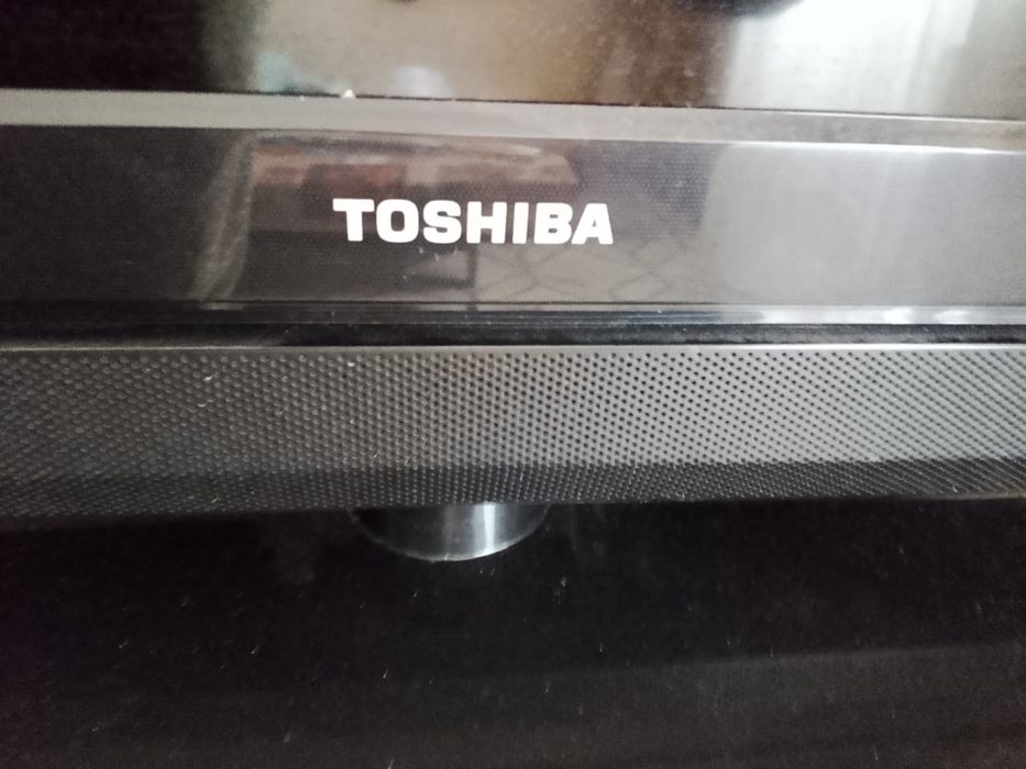 Срочно продам телевизор