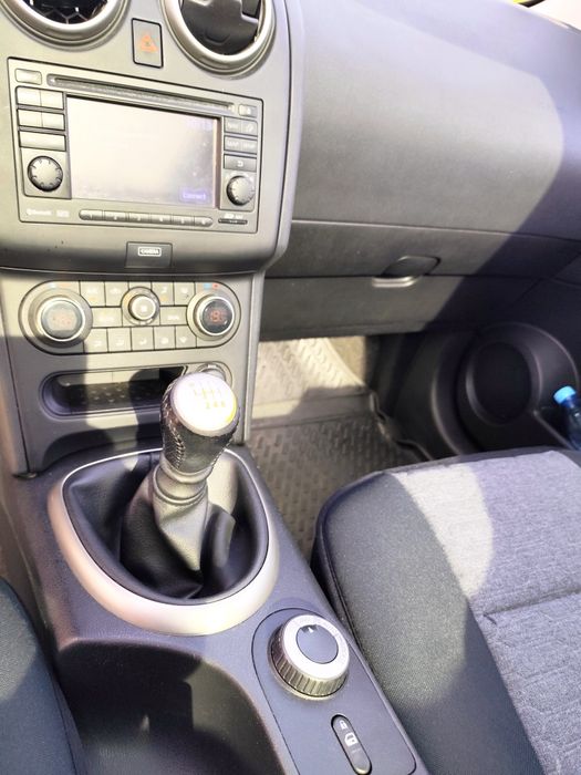 Nissan Qashqai j10