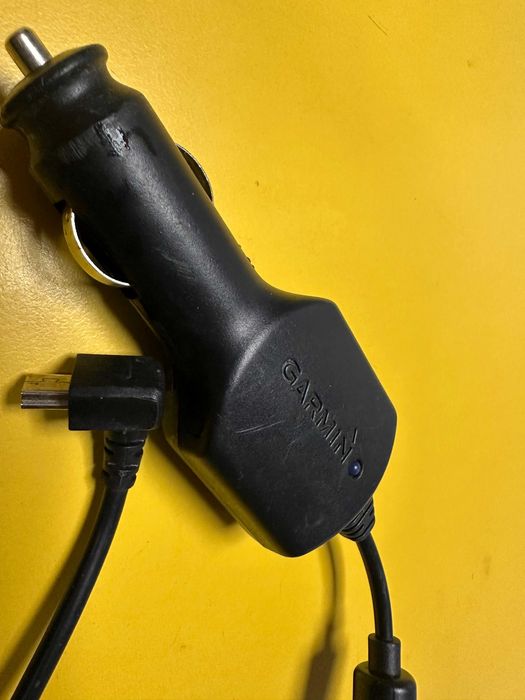 Зарядно за Gps навигация Tom Tom , Garmin , Navigon