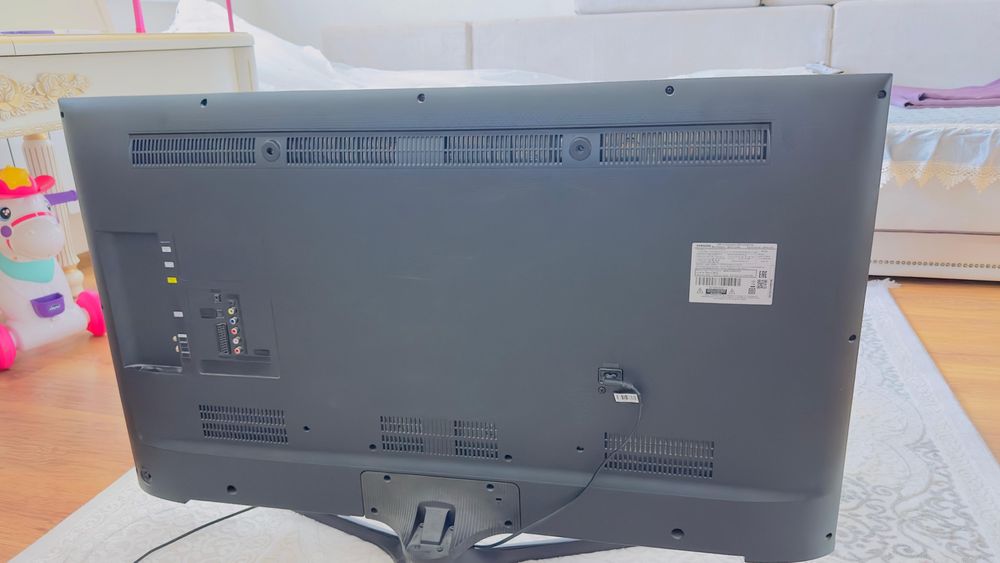 Продам Led телевизор