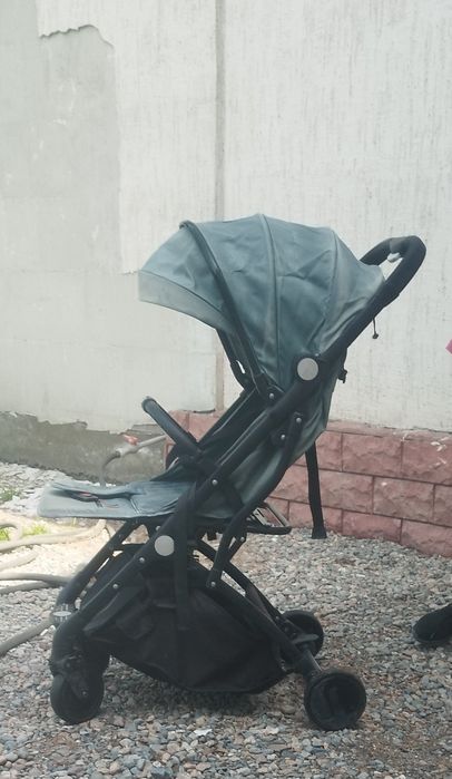 Продам коляску б/у