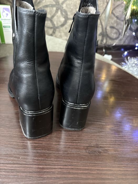 Женские Кожаные сапоги 40 размер