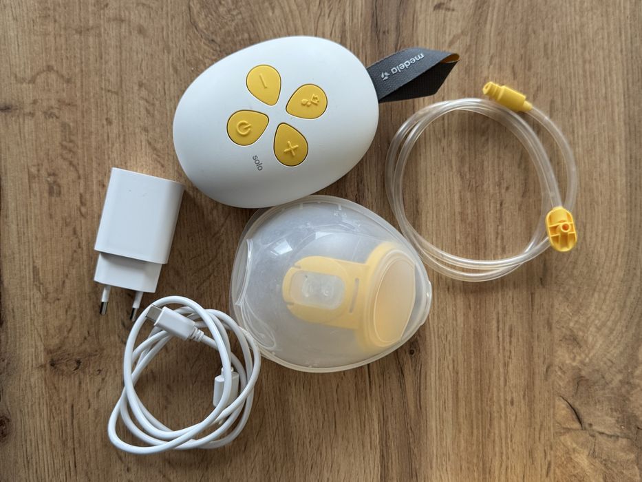Помпа за кърма Medela solo