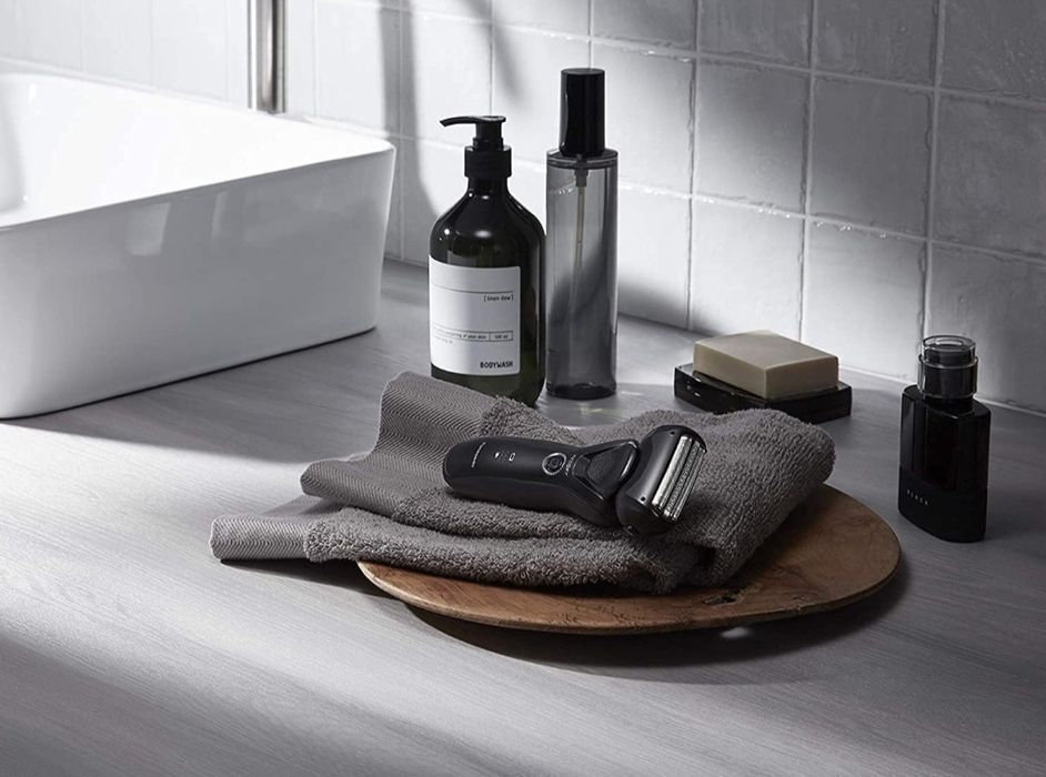 НОВ!Panasonic ES-RT37 Мокро и сухо акумулаторна електрическа самобръсн