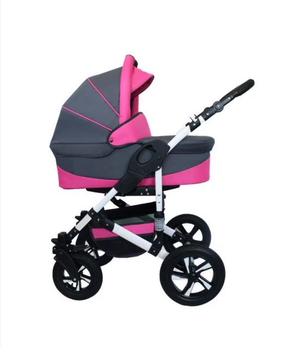 Vând Cărucior 3 în 1