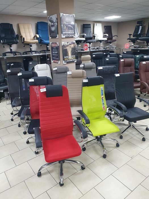 Компьютерное кресло