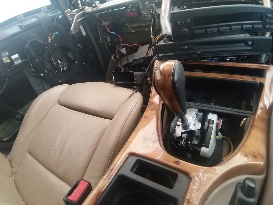 На части БМВ Х5 Е53/ BMW X5 3.0D фейслифт