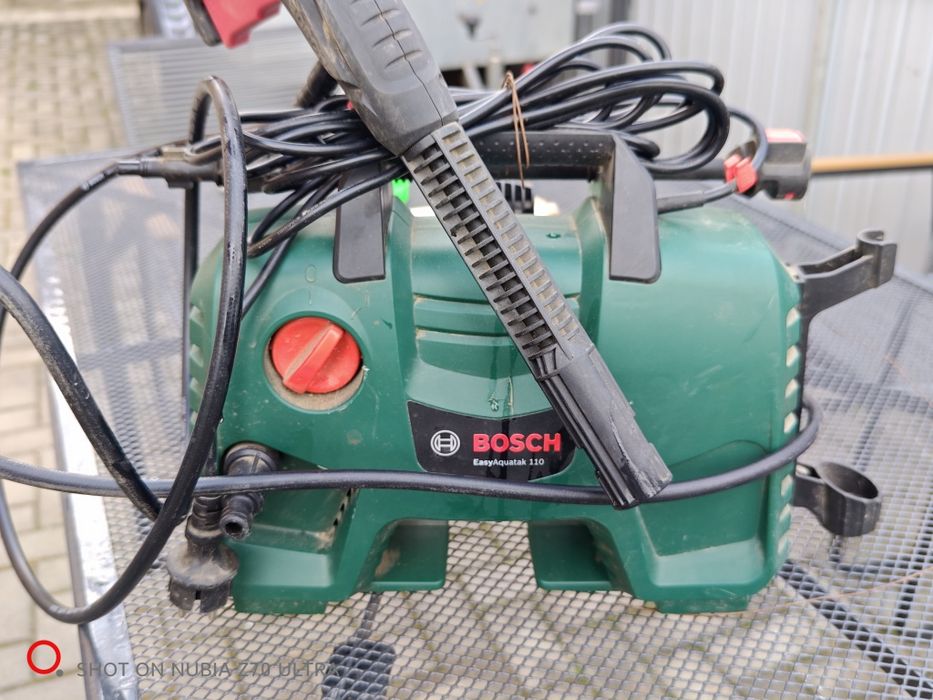 Aparat de spălat cu presiune Bosch Easy Aquatak 110