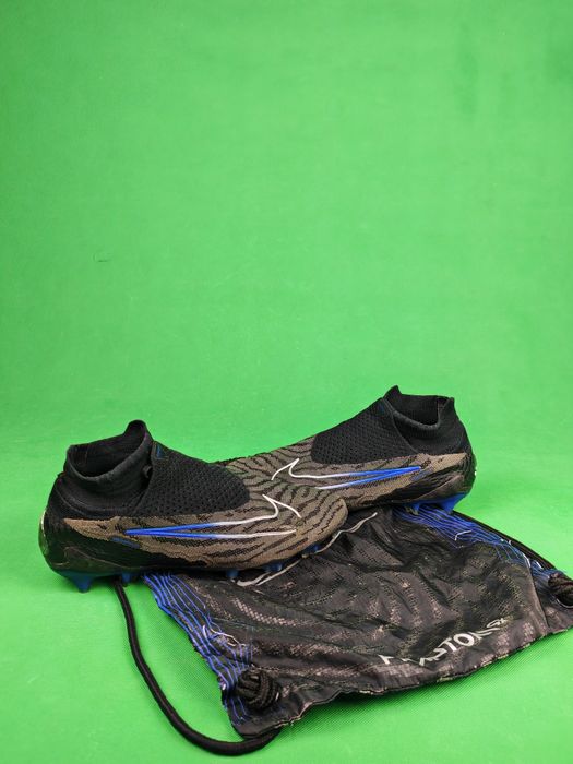 Професионални бутонки Nike Phantom GX Elite DF FG