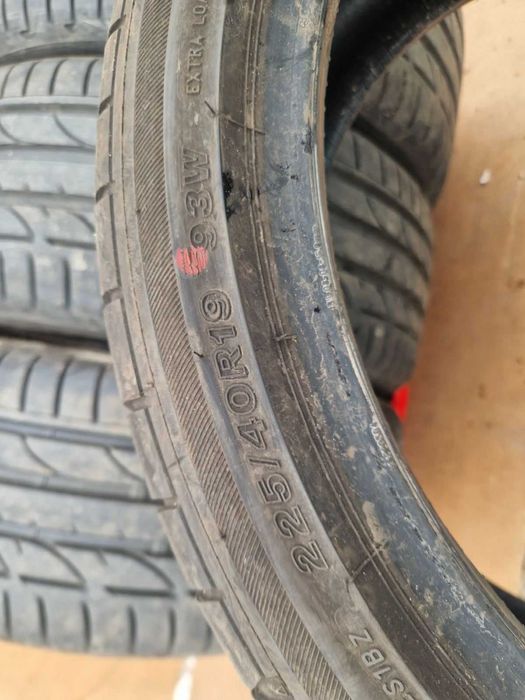 4 Bridgestone R19 225/40 Летни гуми  DOT2922
