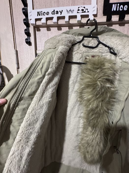 Продам легкую куртку