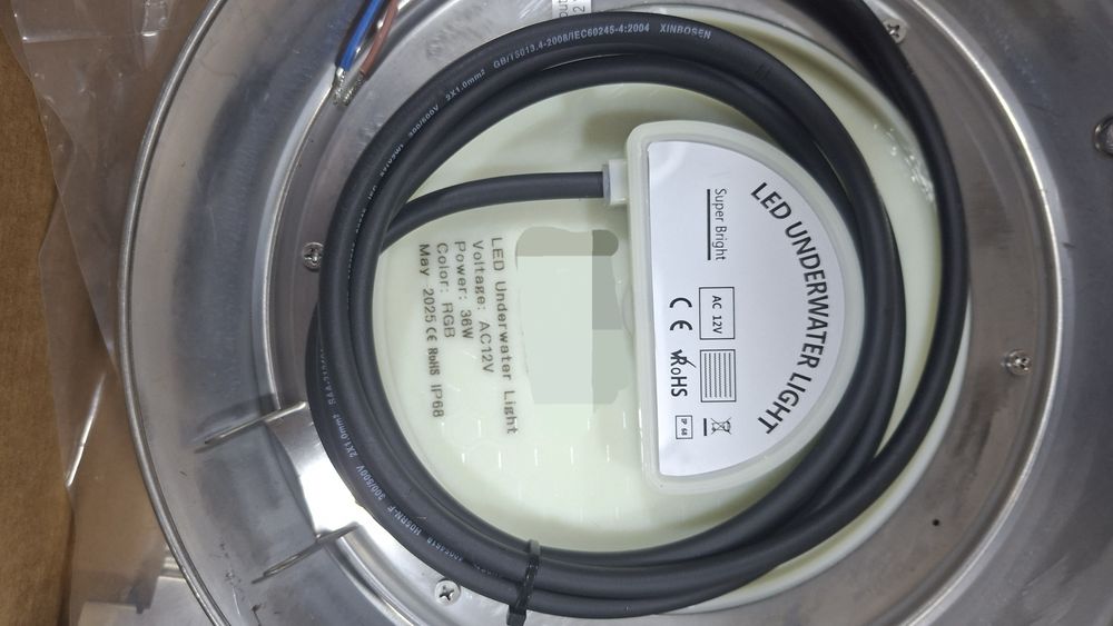 Fonar lampa basseyn uchun