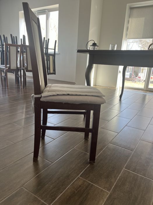 Стулья деревянные