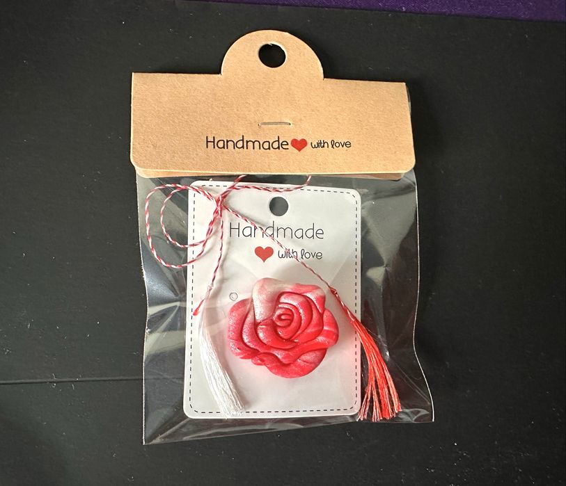 Broșe-Mărțișor handmade din lut polimeric