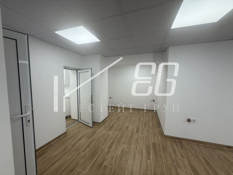 Дава се под наем Магазин в Варна, Автогара - 30 кв.м за 430 € - Снимка #5