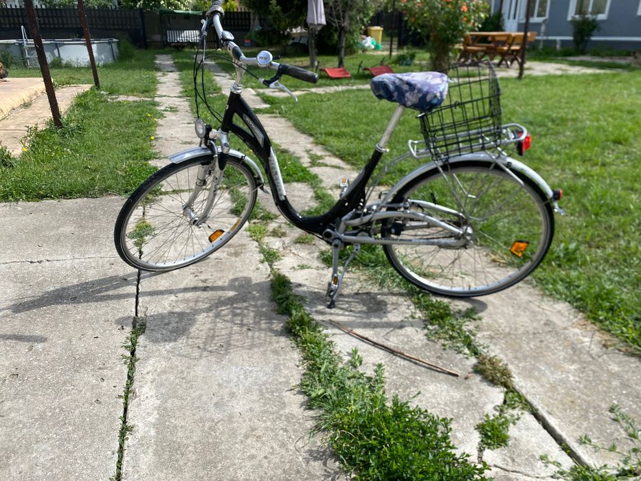 Bicicletă damă Hercules 28” City Bike cu suspensie și coș