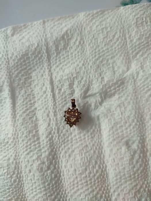 Кулон позолоченный