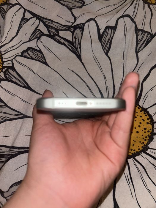 Iphone 15 В идеальном состоянии
